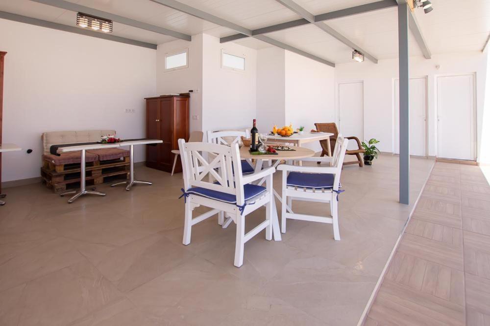 Casa Sunshine Paradise เบซินดาริโอ ภายนอก รูปภาพ